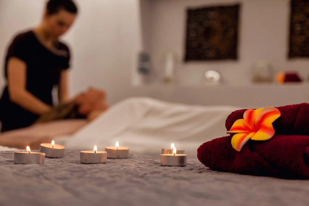 Candlelit massage session Candlelit massage session
